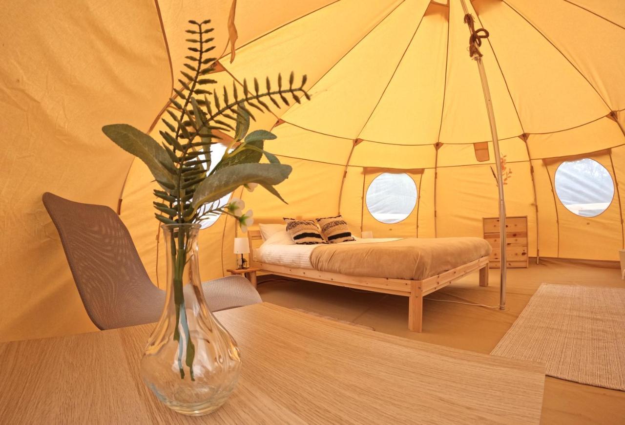 Flore's Garden Glamping Hotell Bran  Exteriör bild